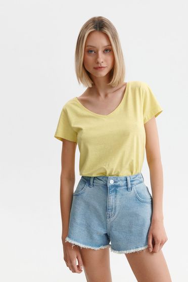 Női Pólók, Sárga basic bő szabású pamutból készült póló v-dekoltázzsal - StarShiner.hu