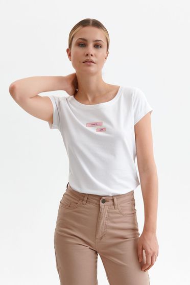 Női Pólók, Fehér casual bő szabású póló pamutból készült nyomtatott mintával - StarShiner.hu