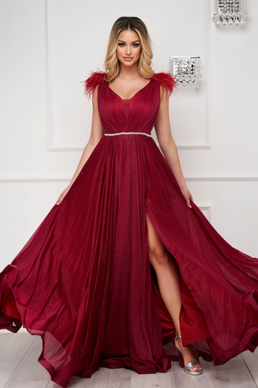 Burgundy dress cloche long from tulle with glitter details feather details