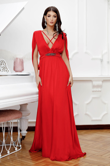 Hosszú ruhák, Piros hosszú harang lábon sliccelt muszlin ruha gyűrött anyagból - StarShiner.hu