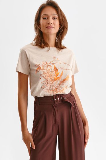 Tricouri Dama, Tricou din bumbac crem cu croi larg si imprimeu abstract - Top Secret - StarShinerS.ro