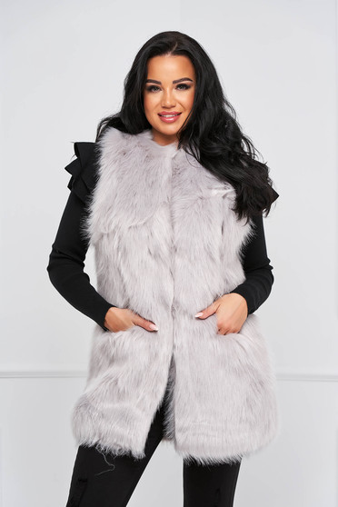 Grey gilet from ecological fur front closing