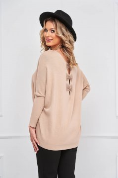 Cream sweater knitted loose fit with sequin embellished details