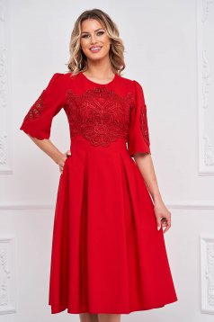 Red dress elastic cloth midi cloche with embroidery details with crystal embellished details