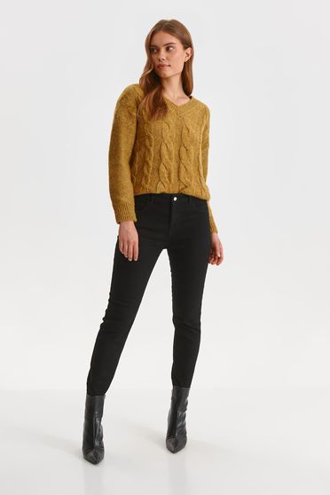 Casual jumpers, Yellow sweater knitted with v-neckline loose fit - StarShinerS.com