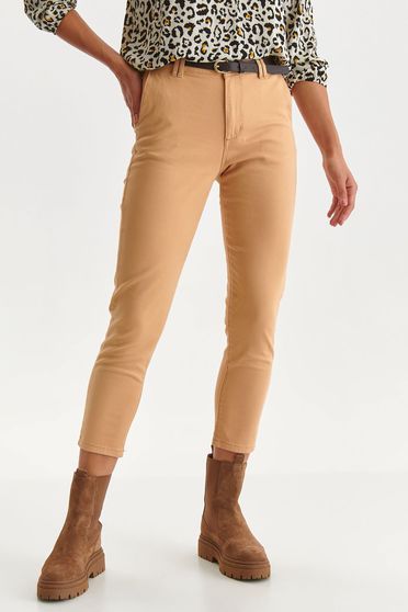 Pantaloni Dama cu talie inalta, Pantaloni din stofa elastica crem conici cu buzunare - Top Secret - StarShinerS.ro