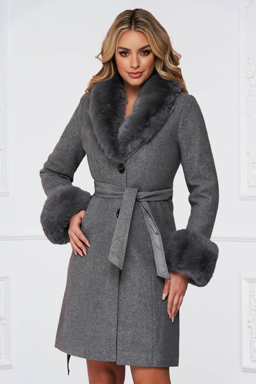 Paltoane dama online gri, Palton din lana gri cambrat cu guler detasabil din blana ecologica - SunShine - StarShinerS.ro