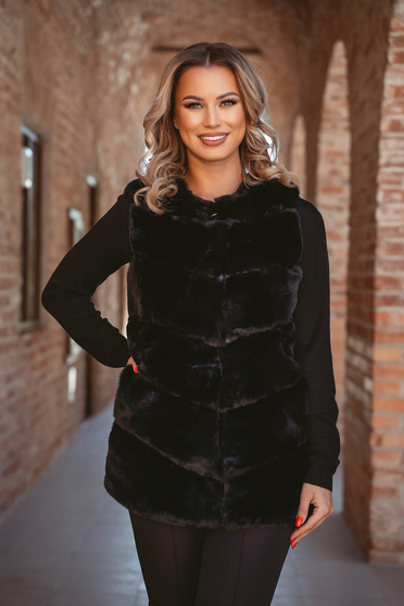 Black gilet from ecological fur with pockets