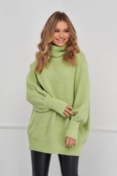 Lightgreen sweater knitted loose fit high collar