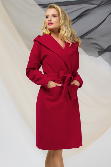Red coat cloth loose fit with undetachable hood with pockets
