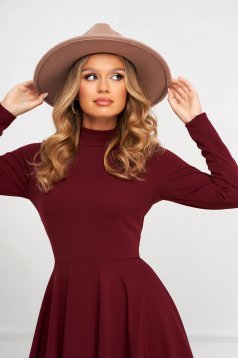 - StarShinerS burgundy dress cloche with turtle neck crepe short cut