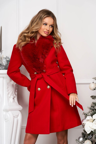 Paltoane dama online drepte, Palton din lana rosu cu un croi drept si guler din blana ecologica - SunShine - StarShinerS.ro