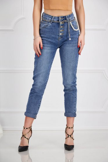 Blue jeans denim skinny jeans accessorized with chain