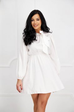 Dress made of thin white material, flared with elastic waist and scarf-type collar - SunShine