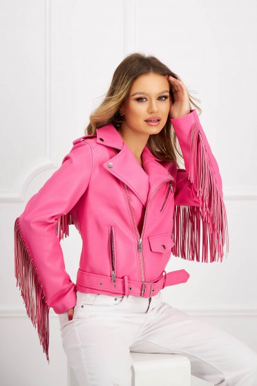 Geci dama, din piele ecologica, Geaca din piele ecologica roz cu un croi drept accesorizata cu franjuri textili - SunShine - StarShinerS.ro