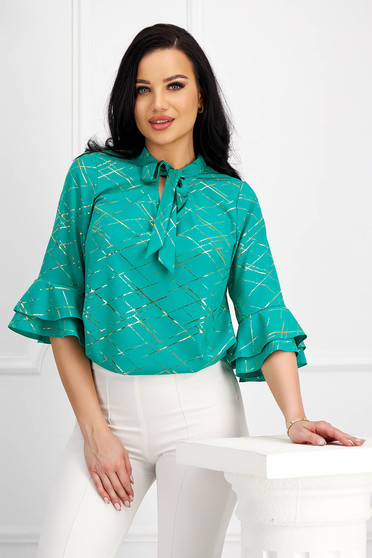 Bluza dama din material subtire verde asimetrica cu croi larg si guler tip esarfa - StarShinerS