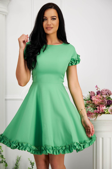 Reduceri rochii, Rochie din stofa elastica verde scurta in clos cu volanase - StarShinerS - StarShinerS.ro