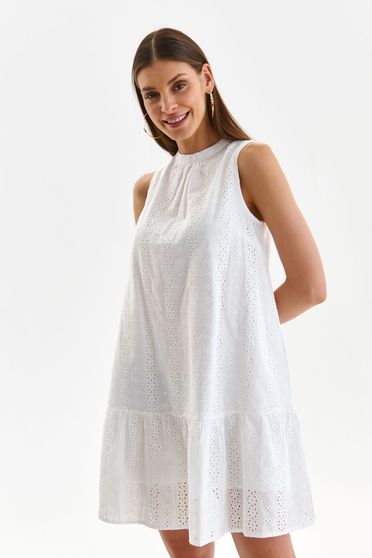 White dress cotton short cut loose fit with ruffles at the buttom of the dress