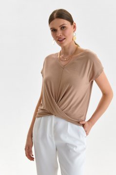 Nude t-shirt thin fabric loose fit with v-neckline