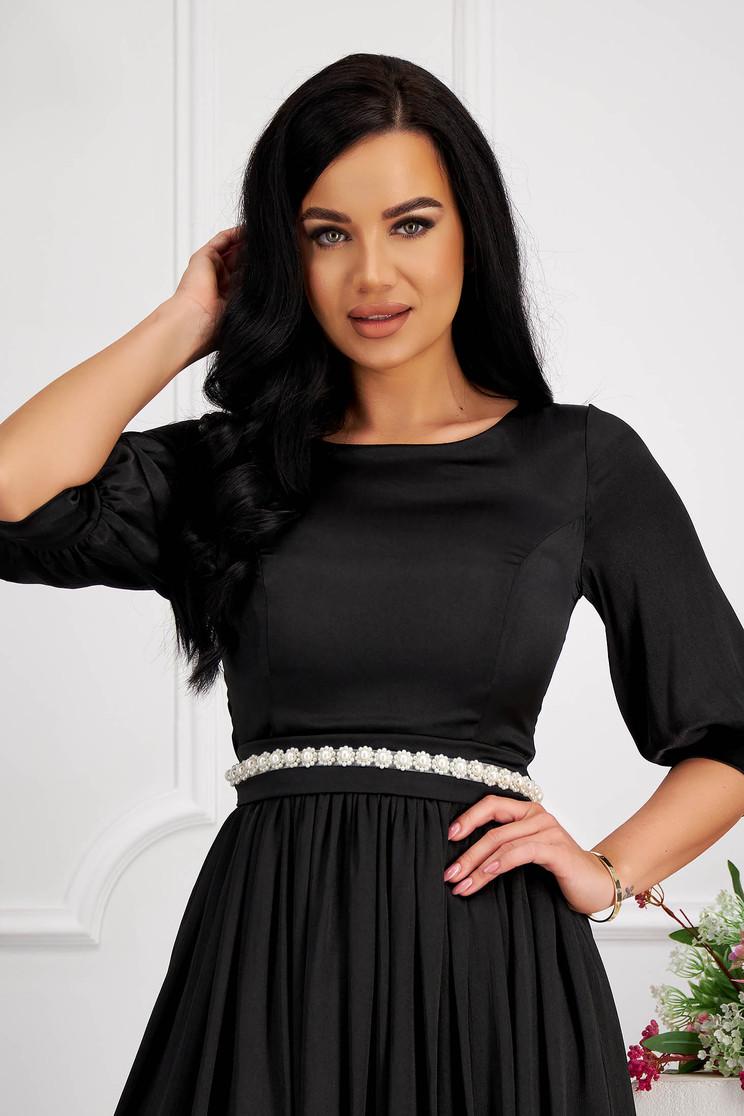 Rochie eleganta din material subtire satinat neagra midi in clos cu aplicatii cu perle pe cordon - StarShinerS