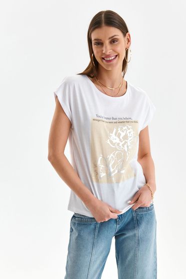 Reduceri tricouri, Tricou din bumbac alb cu croi larg si imprimeu abstract - Top Secret - StarShinerS.ro