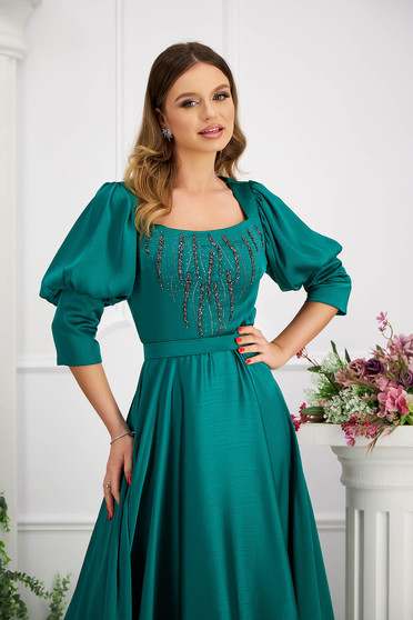 Green dress from veil fabric from satin fabric texture midi with puffed sleeves strass cloche