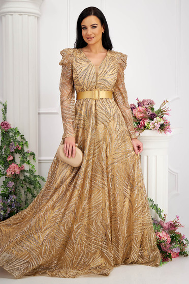 Gold dress long cloche from tulle with glitter details high shoulders