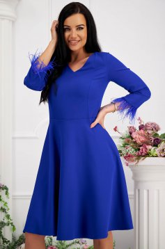 Blue elastic fabric midi dress in flared style with side pockets and feathers