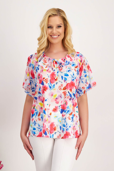 Women's lycra blouse with loose fit and ruffles along the neckline