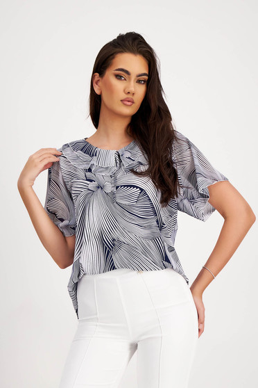 Bluza dama din lycra cu croi larg si volanase pe linia decolteului