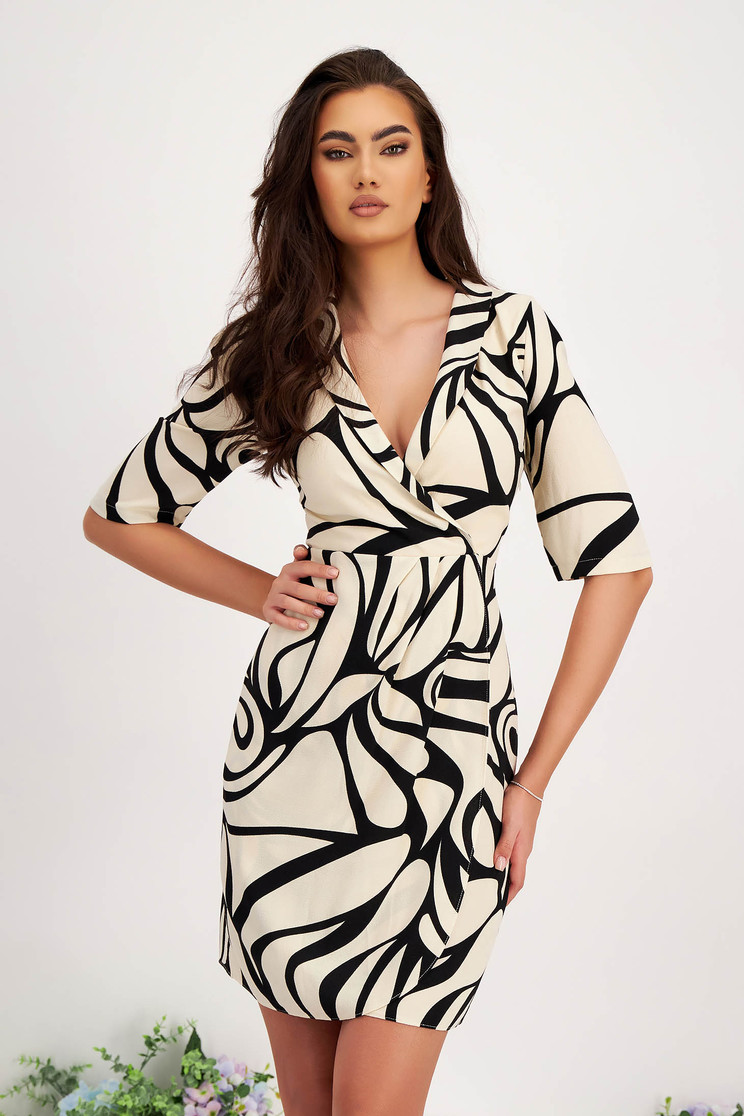 Rochie din material subtire texturat crem petrecuta cu imprimeu abstract - Rochii-Dama.ro