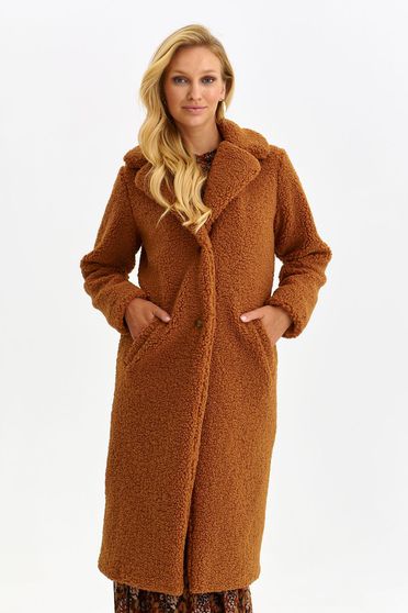 Paltoane dama online, Palton din blana ecologica maro-deschis lung cu un croi drept si buzunare laterale - Top Secret - StarShinerS.ro
