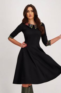 Black midi punto dress in a-line with collar and digitally printed cuffs - StarShinerS
