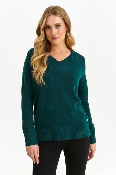 Pulovere casual, Pulover din tricot verde-inchis cu croi larg si decolteu in v - Top Secret - StarShinerS.ro