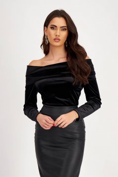 Black velvet women's blouse with a fitted cut and bare shoulders - StarShinerS