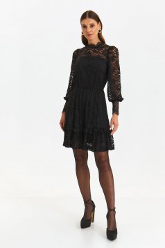 Black dress laced short cut cloche with elastic waist with puffed sleeves
