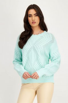 Knitted mint sweater with loose fit and rounded neckline with embossed pattern - SunShine