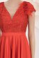 Rochie din tafta elastica si dantela rosie midi in clos accesorizata cu brosa cu pene - StarShinerS 6 - StarShinerS.ro