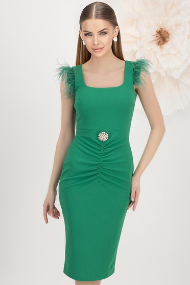 Rochie din crep verde pana la genunchi tip creion cu pene la umeri - StarShinerS