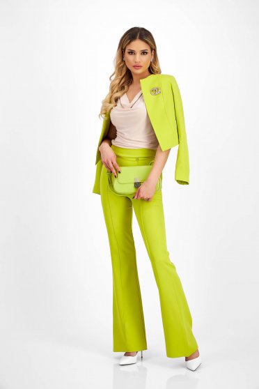 Pantaloni damă – Colecția 2025 - Pagina 2, Pantaloni din stofa elastica verde lime evazati cu talie inalta - StarShinerS - StarShinerS.ro