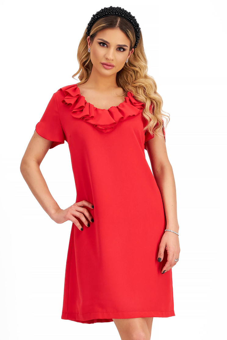 Rochie dreapta din stofa elastica subtire rosie cu un croi drept si volanase pe linia decolteului - StarShinerS