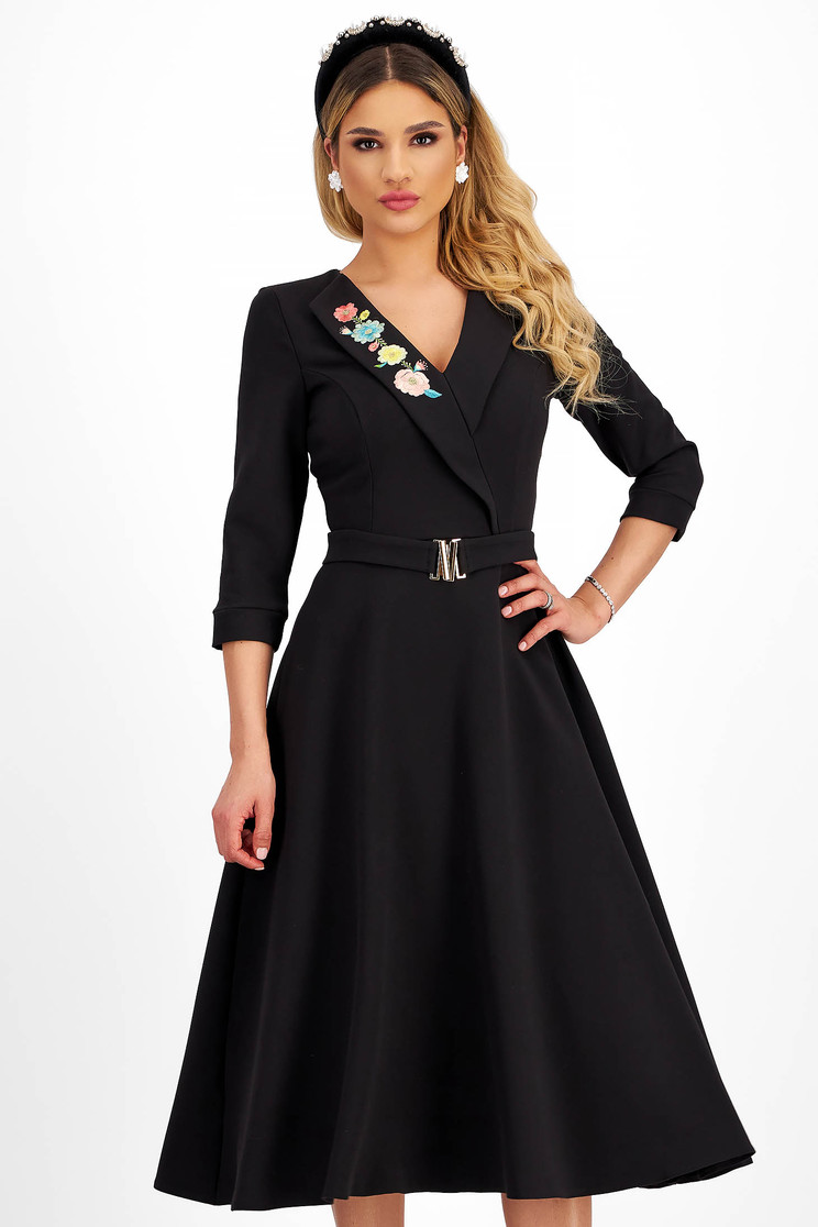 Rochie din stofa elastica neagra midi in clos cu accesoriu tip curea si broderie florala - StarShinerS - Rochii-Dama.ro