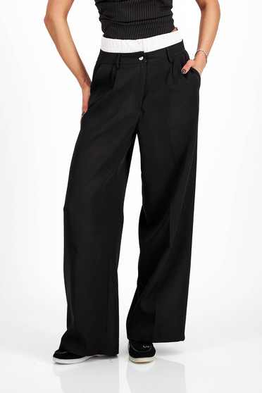 Pantaloni din stofa elastica negri evazati cu betelie dubla si buzunare laterale - SunShine