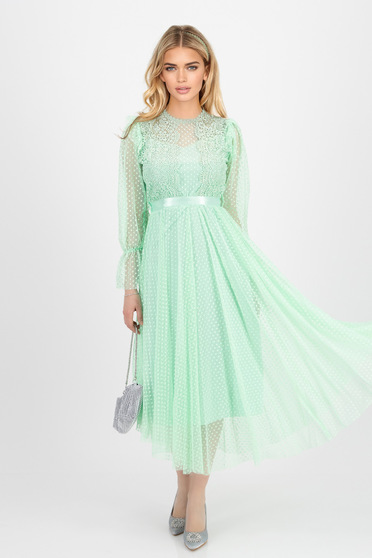 Light green midi tulle dress with flared skirt and lace appliqués accessorized with a belt - SunShine