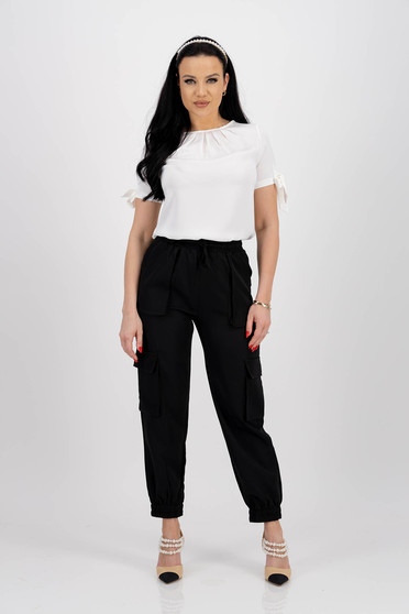 Pantaloni damă – Colecția 2025 casual, Pantaloni cargo fit din material subtire negri cu talie inalta si buzunare laterale - StarShinerS.ro