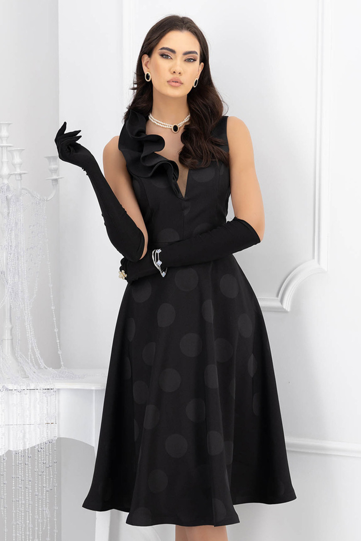 Rochie din stofa din stofa elastica neagra midi in clos cu volanas decorativ pe linia decolteului - StarShinerS