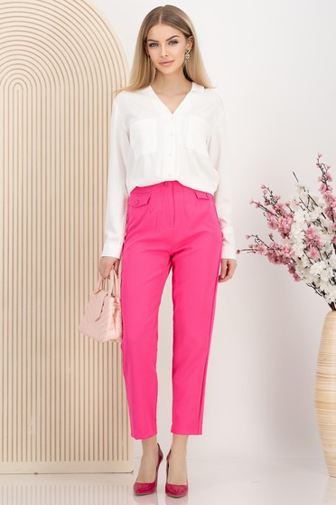 Pantaloni lungi din bumbac roz cu un croi drept si buzunare frontale false