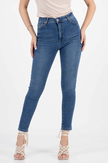 Blue jeans long high waisted lateral pockets