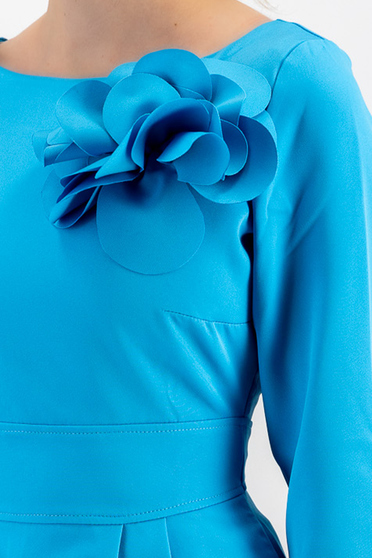 Accesorii damă albastru, Brosa florala maxi din stofa elastica albastru-deschis - StarShinerS - StarShinerS.ro