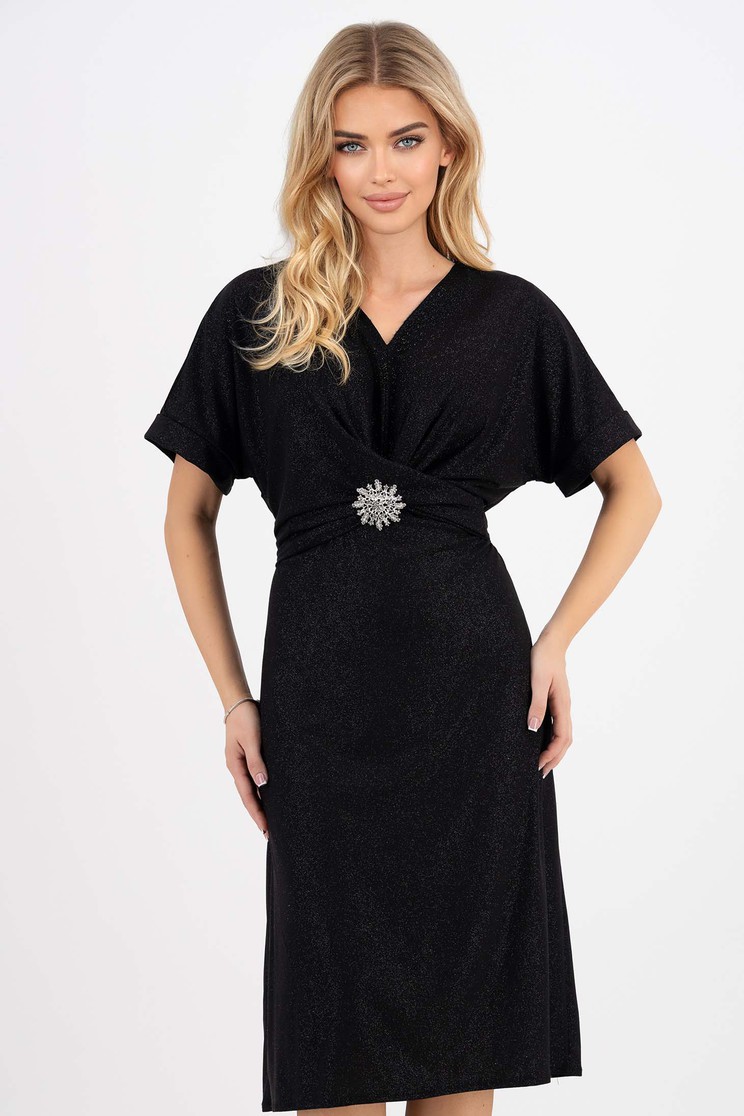 Rochie din lycra cu sclipici neagra cu croi larg pana la genunchi accesorizata cu brosa si cordon - StarShinerS - Rochii-Dama.ro